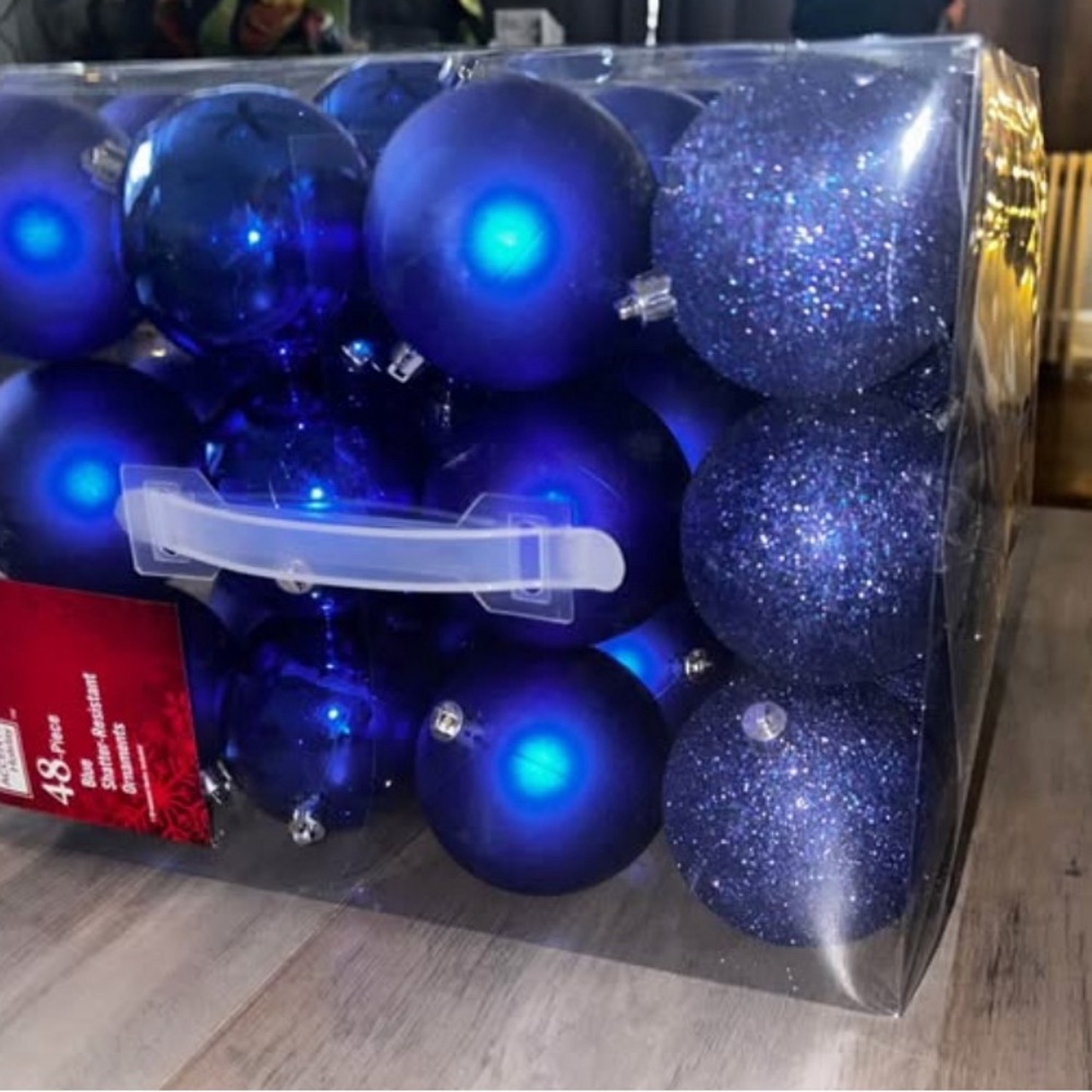 Blue Christmas Ornaments Set